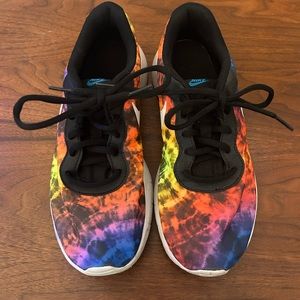 Nike Tie Dye Sneakers Boys 5.5 (women 7)